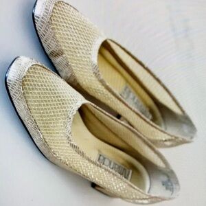 Amanda fishnet metallic mesh shiny block heel shoes